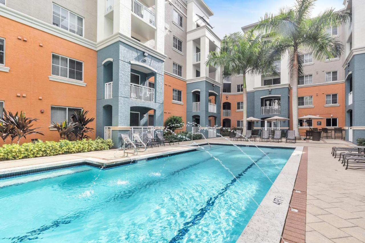 Dharma Home Suites South Miami At Red Road Commons Kamer foto