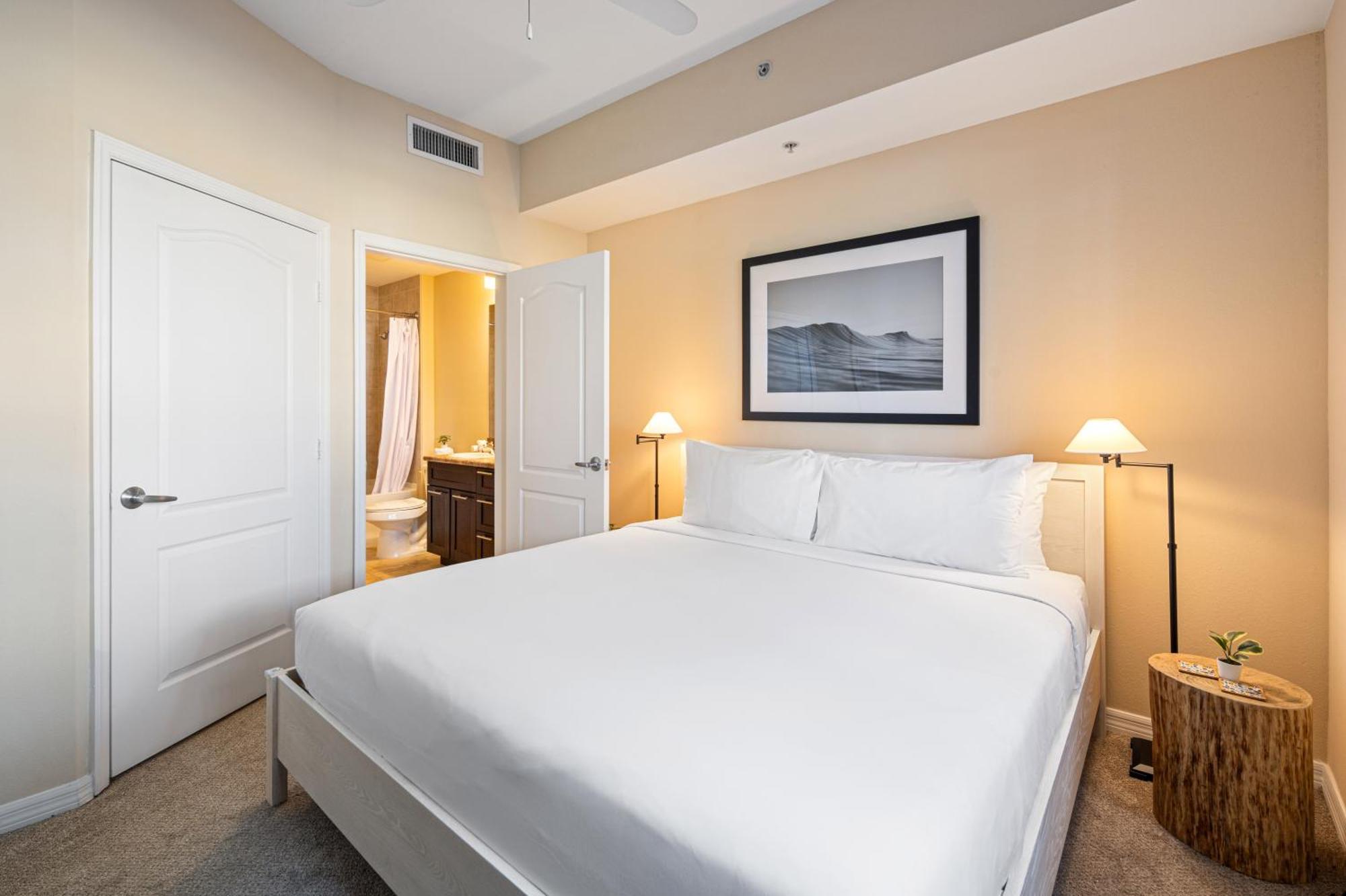 Dharma Home Suites South Miami At Red Road Commons Buitenkant foto