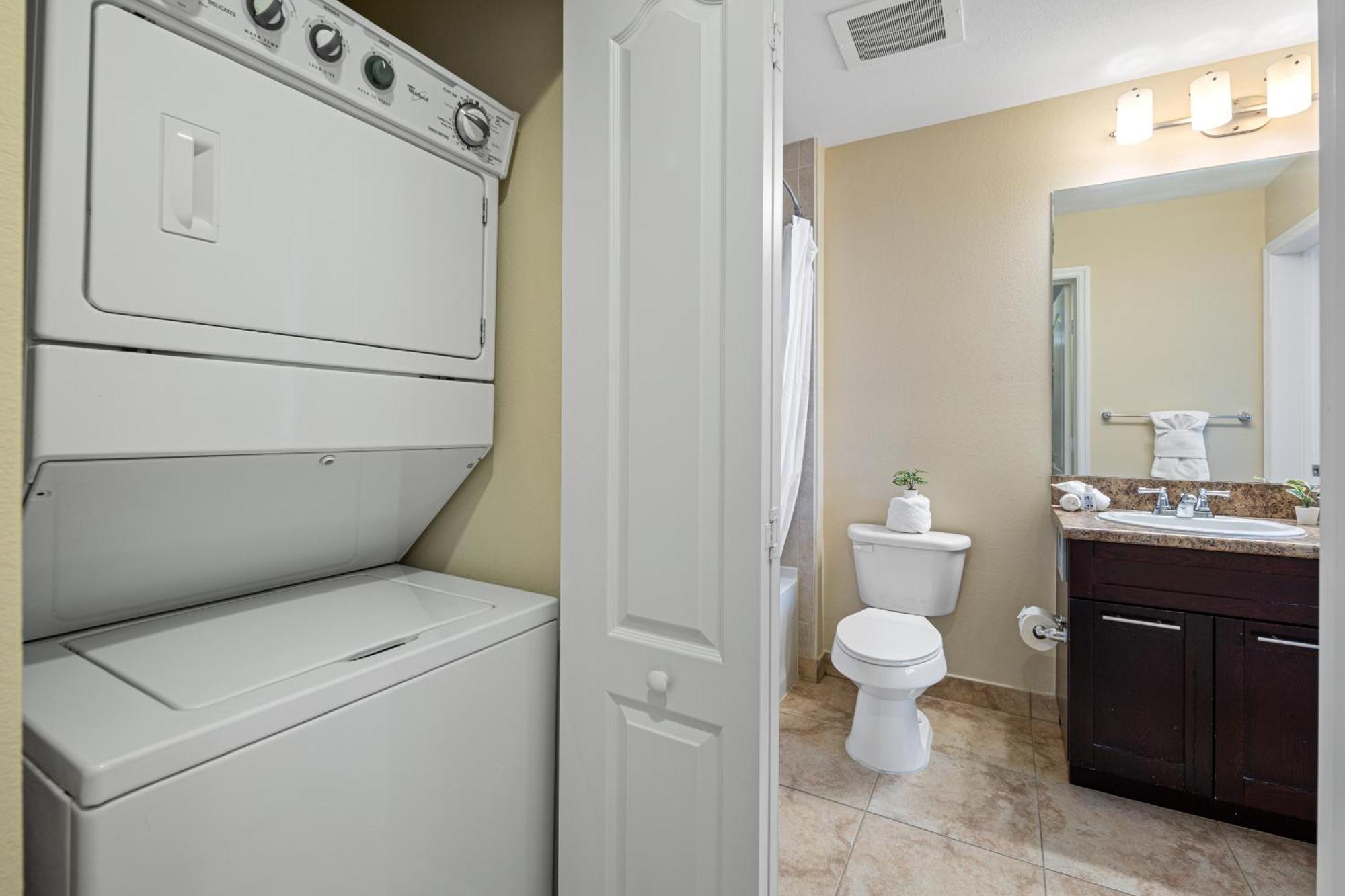 Dharma Home Suites South Miami At Red Road Commons Buitenkant foto